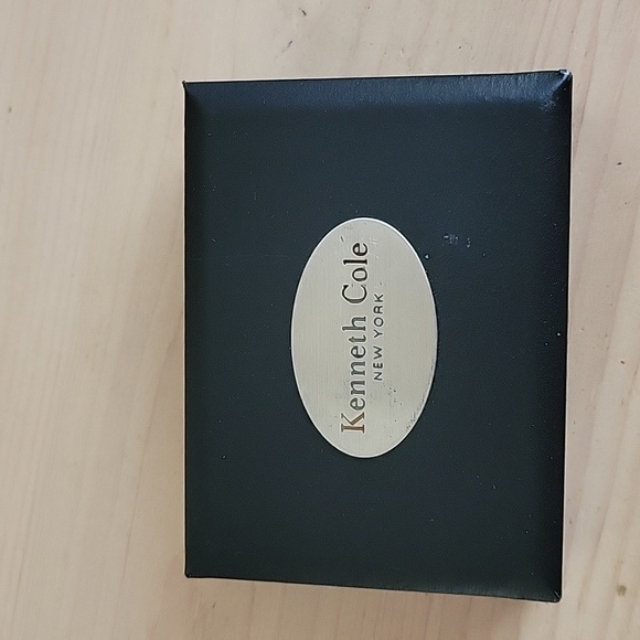 Kenneth Cole Salt & Pepper Cufflinks
